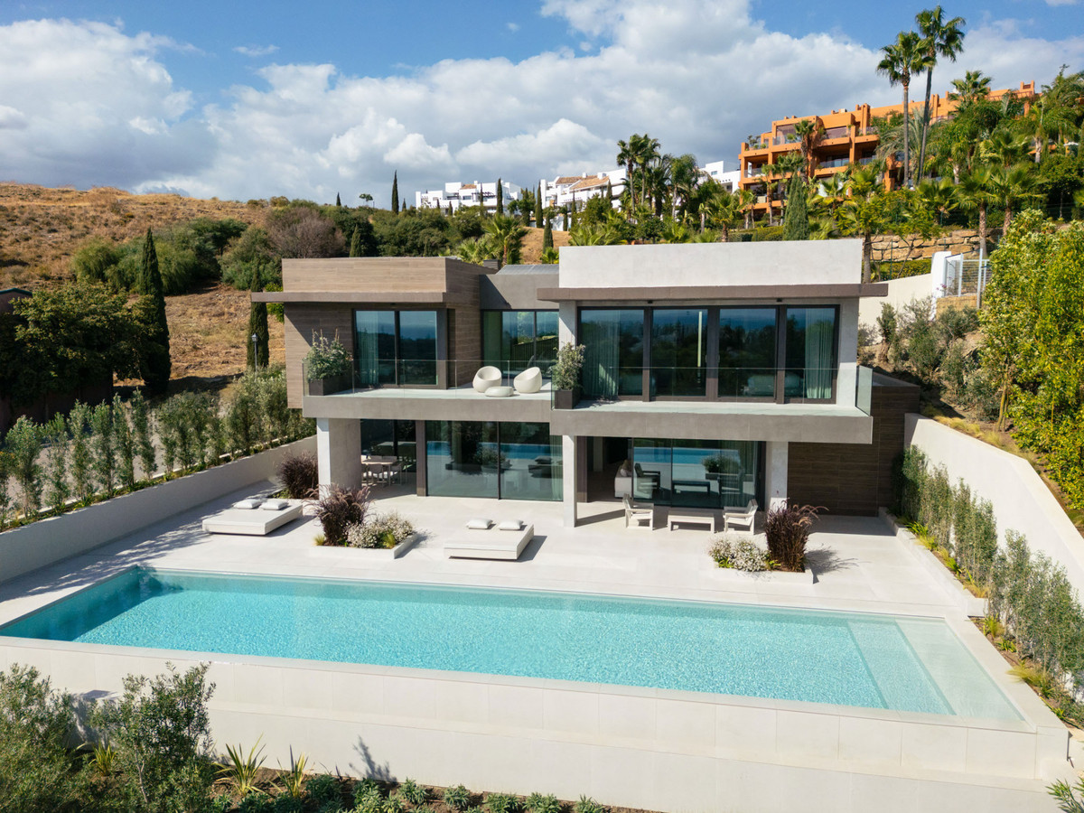 Se vende Villa - Chalet de 5 dormitorios en Costa Del Sol, Málaga, España