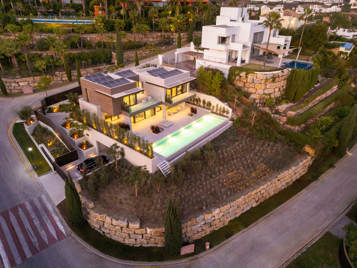 Se vende Villa - Chalet de 5 dormitorios en Costa Del Sol, Málaga, España