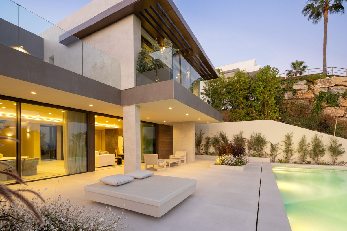 Se vende Villa - Chalet de 5 dormitorios en Costa Del Sol, Málaga, España