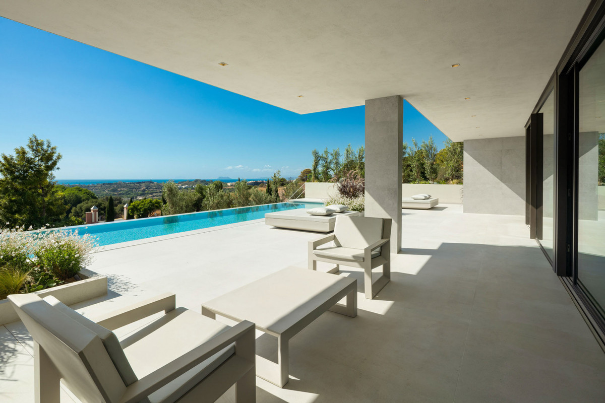 Se vende Villa - Chalet de 5 dormitorios en Costa Del Sol, Málaga, España