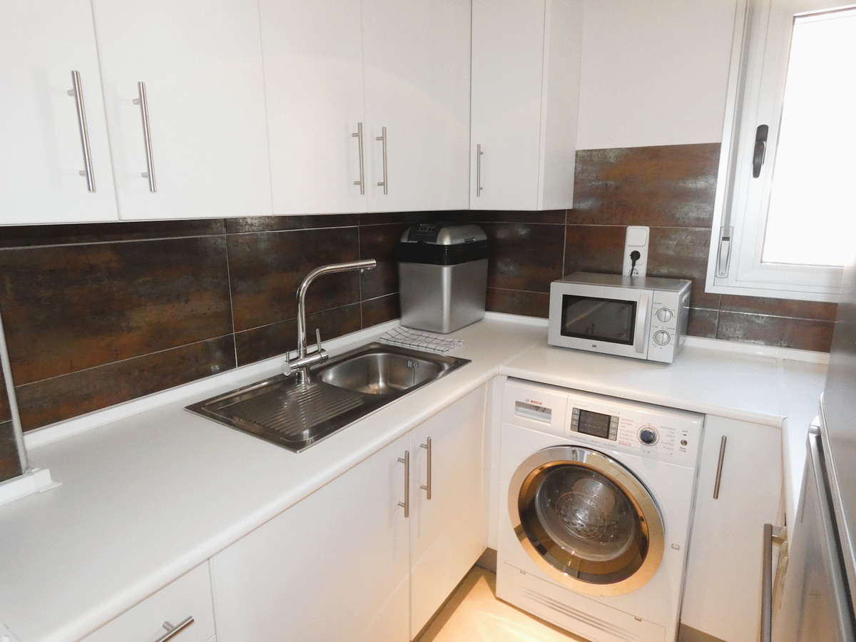 Se vende Apartamento Planta Media de 4 dormitorios en Costa Blanca, Alicante, España
