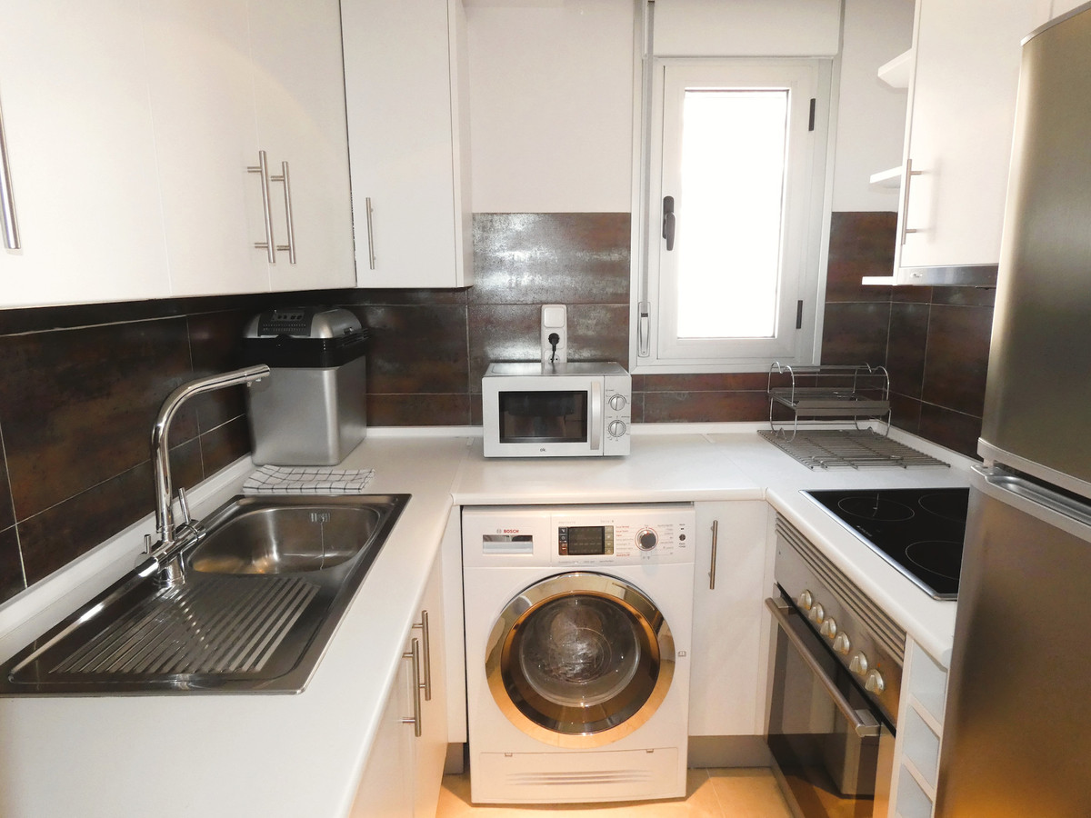 Se vende Apartamento Planta Media de 4 dormitorios en Costa Blanca, Alicante, España