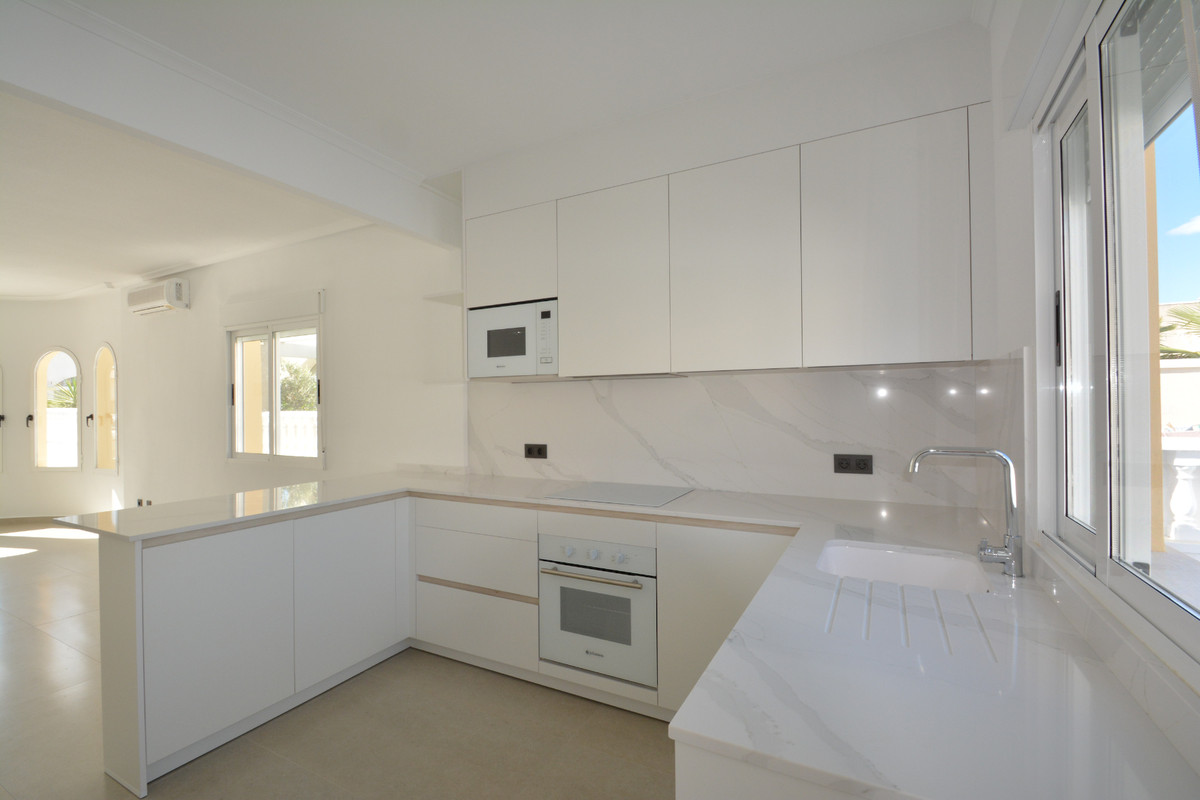 Se vende Villa - Chalet de 2 dormitorios en Costa Blanca, Alicante, España