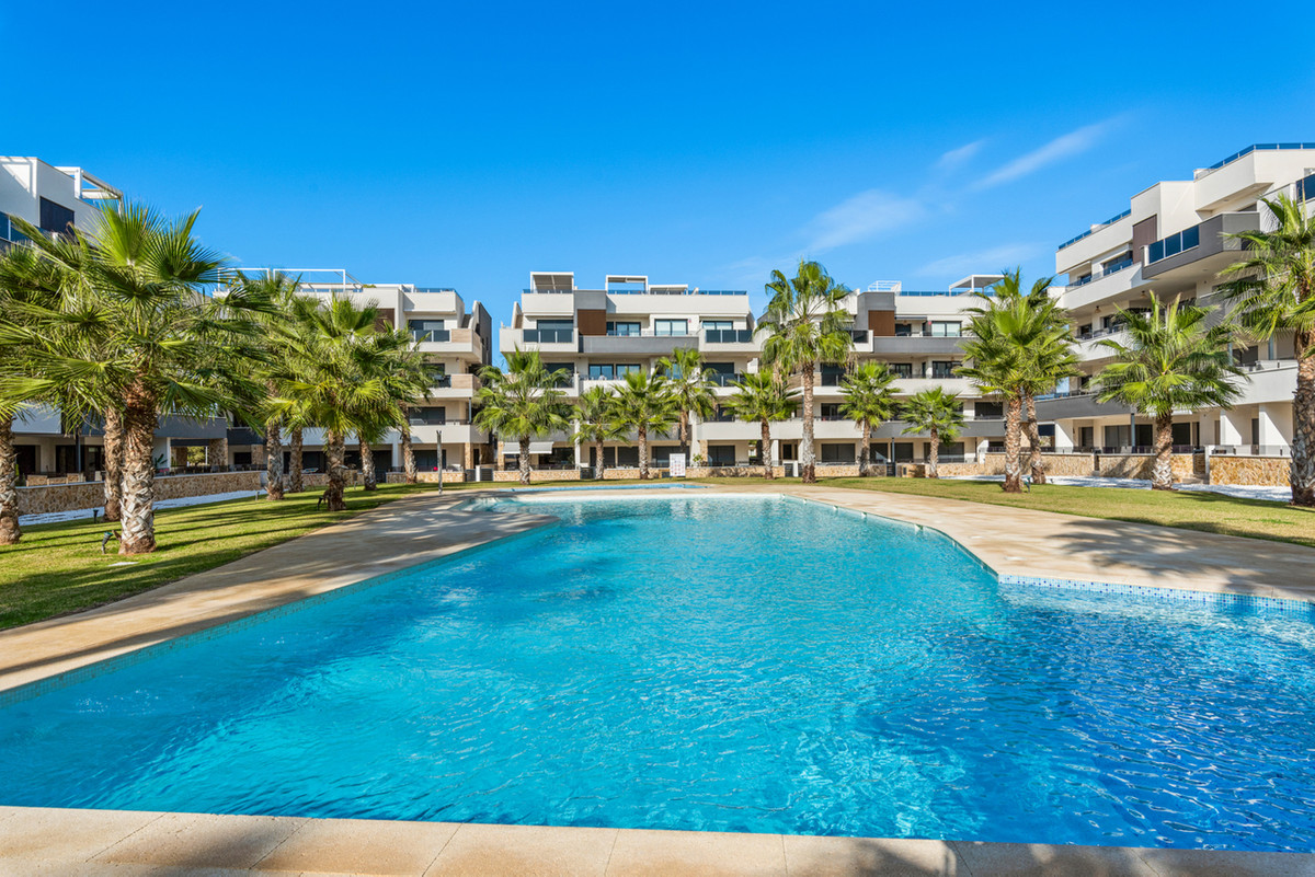 2 Bed Apartment for sale in Villamartin Costa Blanca, Alicante, Spain