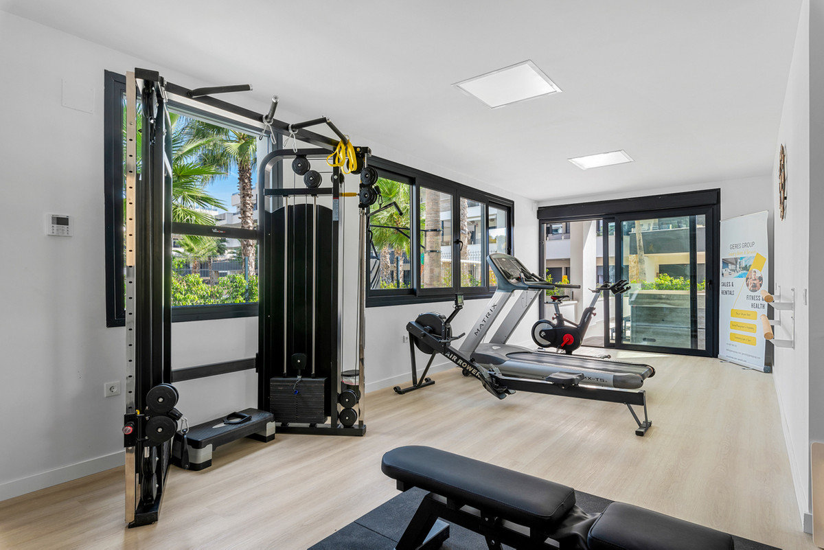 2 Bed Apartment for sale in Villamartin Costa Blanca, Alicante, Spain