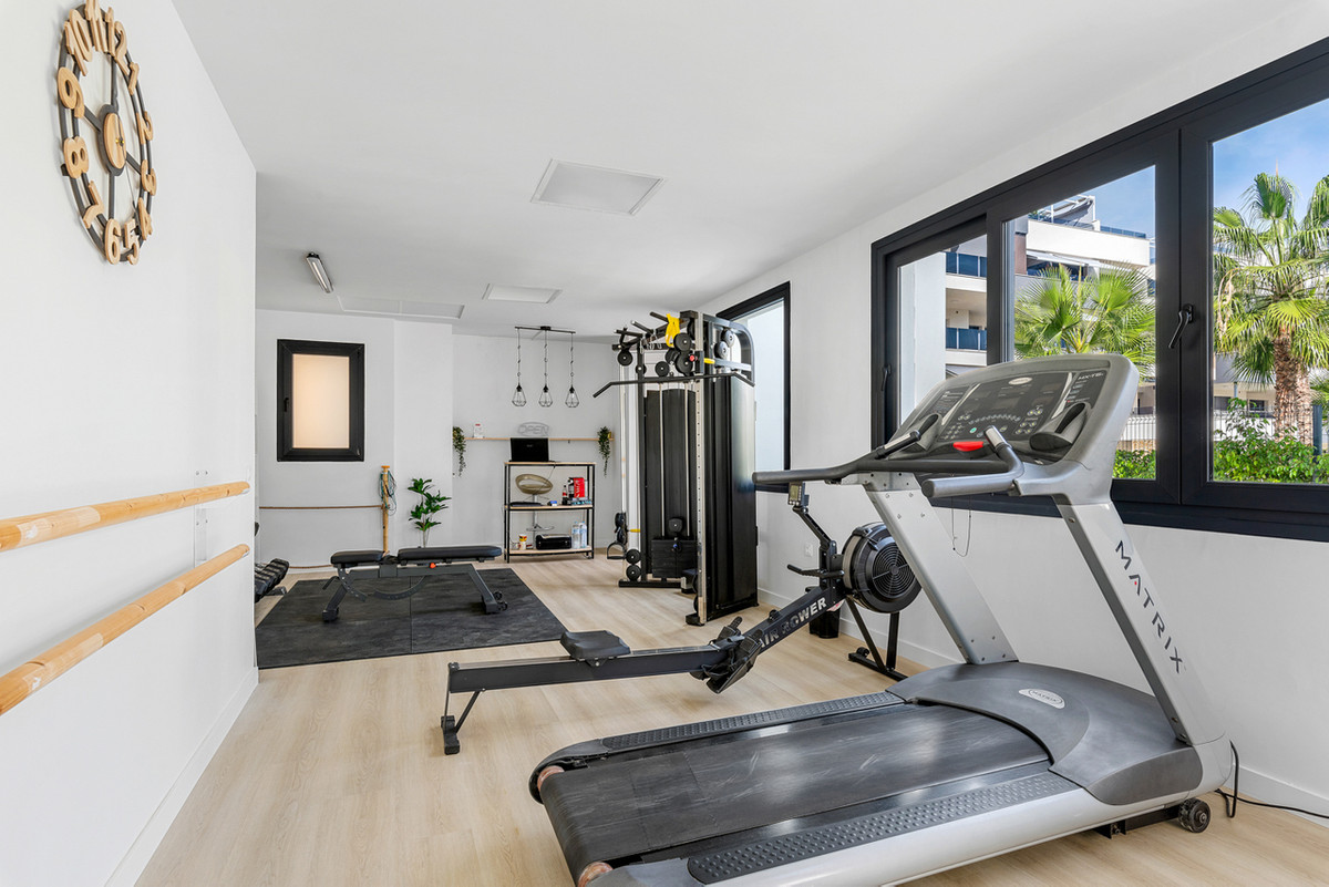 2 Bed Apartment for sale in Villamartin Costa Blanca, Alicante, Spain