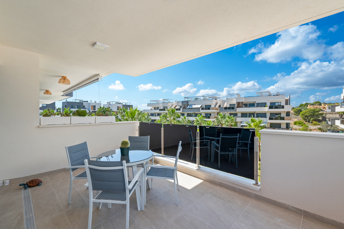 2 Bed Apartment for sale in Villamartin Costa Blanca, Alicante, Spain