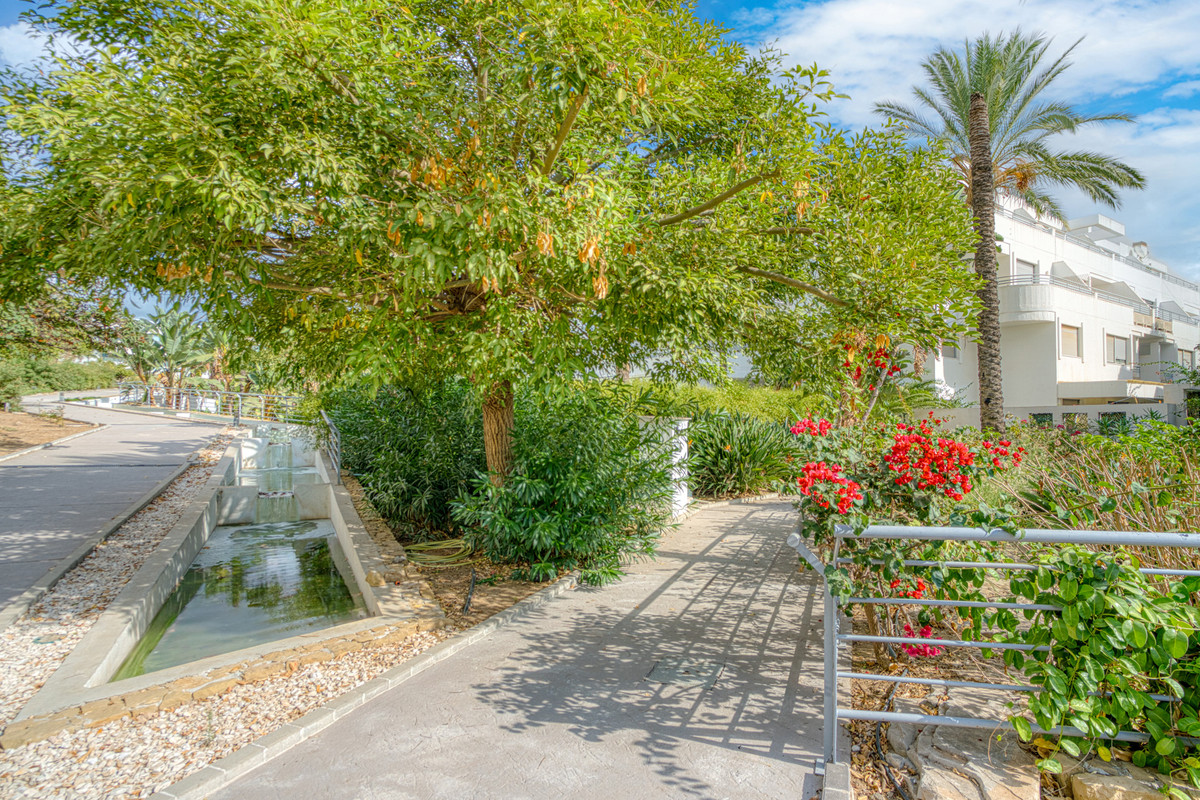 2 Bed Apartment for sale in La Cala Golf Costa Del Sol, Málaga, Spain