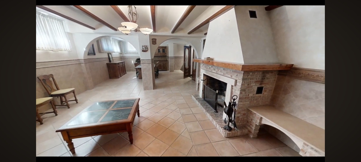 Se vende Villa - Chalet de 4 dormitorios en Costa Blanca, Alicante, España