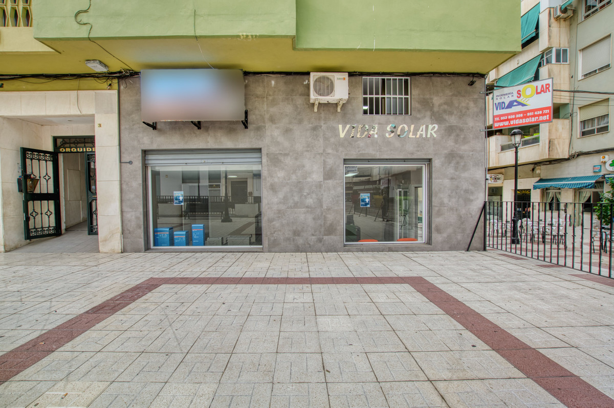 Se vende Local comercial de 1 dormitorios en Costa Del Sol East, Málaga, España