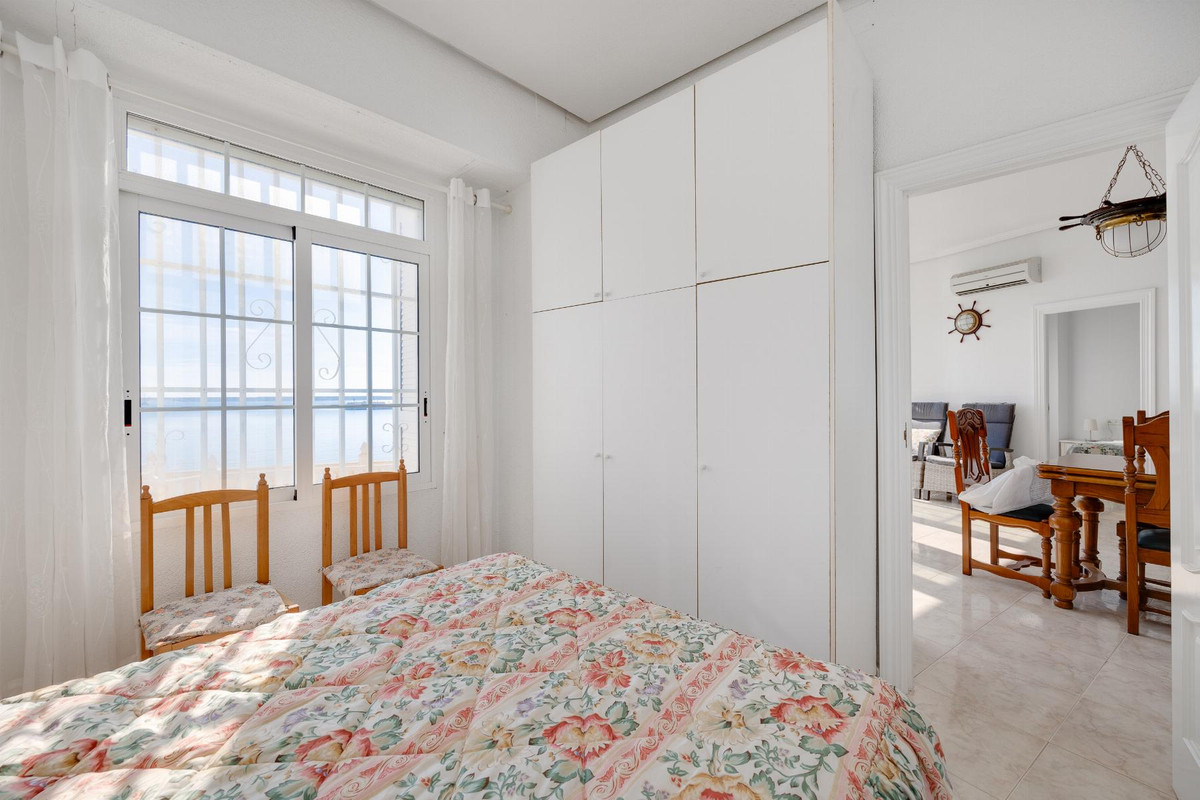 4 Bed Apartment for sale in Torrevieja Costa Blanca, Alicante, Spain