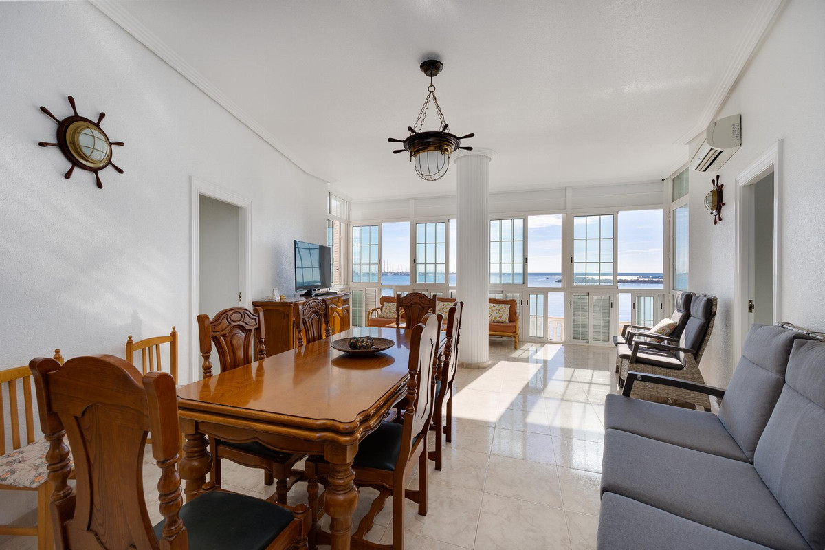 4 Bed Apartment for sale in Torrevieja Costa Blanca, Alicante, Spain