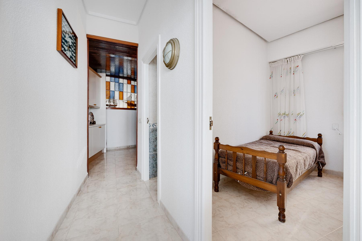 4 Bed Apartment for sale in Torrevieja Costa Blanca, Alicante, Spain