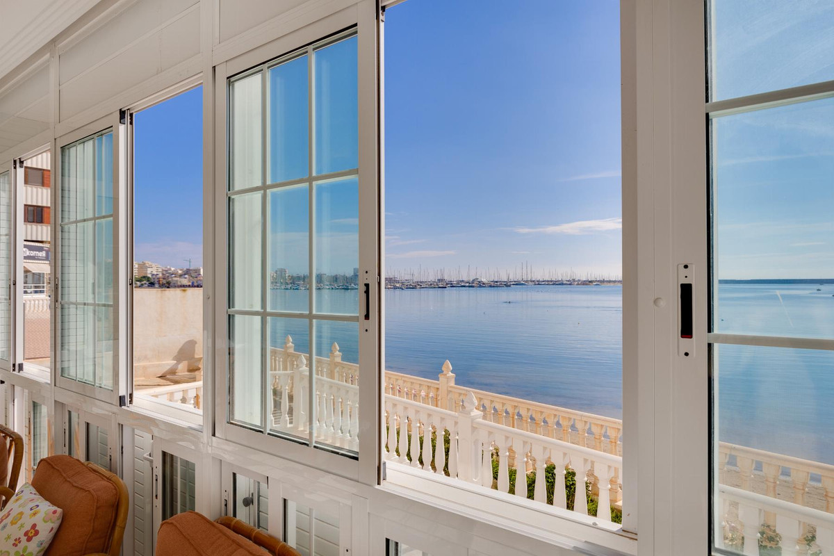 4 Bed Apartment for sale in Torrevieja Costa Blanca, Alicante, Spain