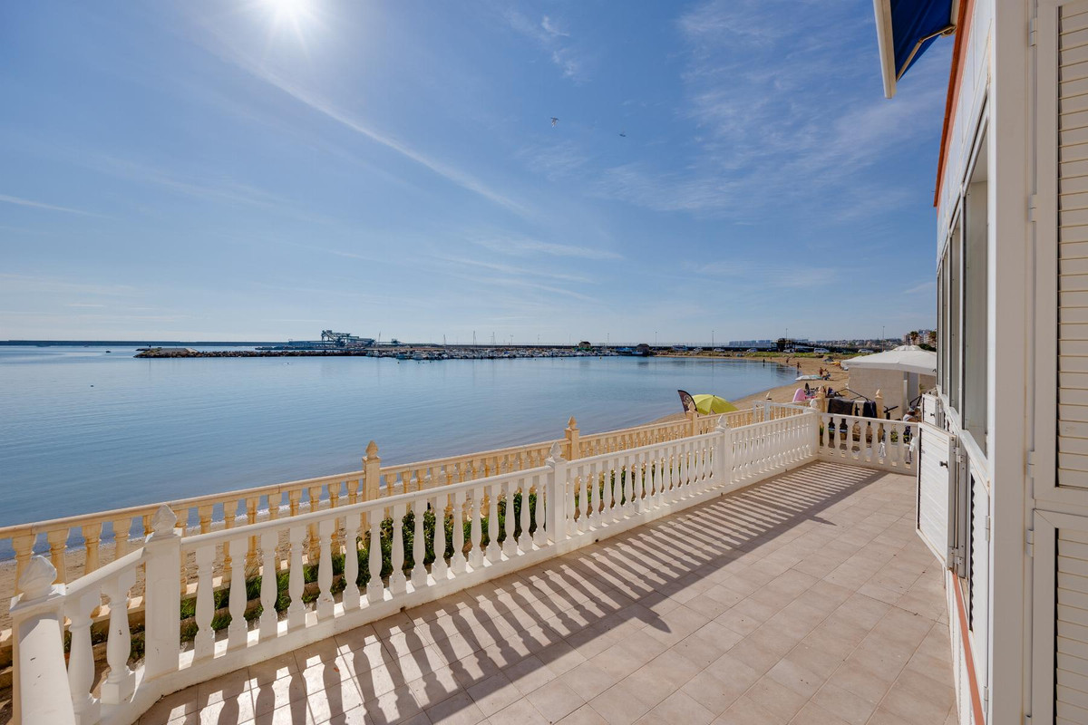 4 Bed Apartment for sale in Torrevieja Costa Blanca, Alicante, Spain
