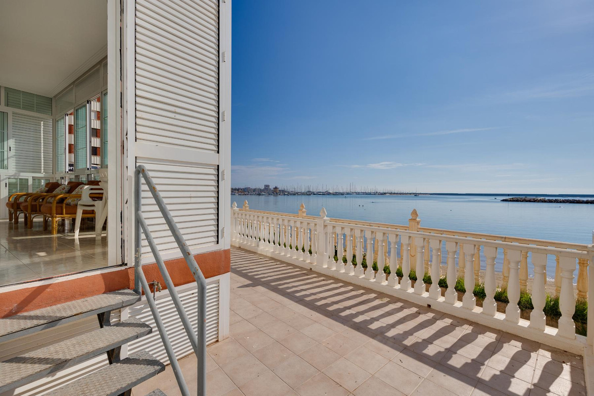 4 Bed Apartment for sale in Torrevieja Costa Blanca, Alicante, Spain