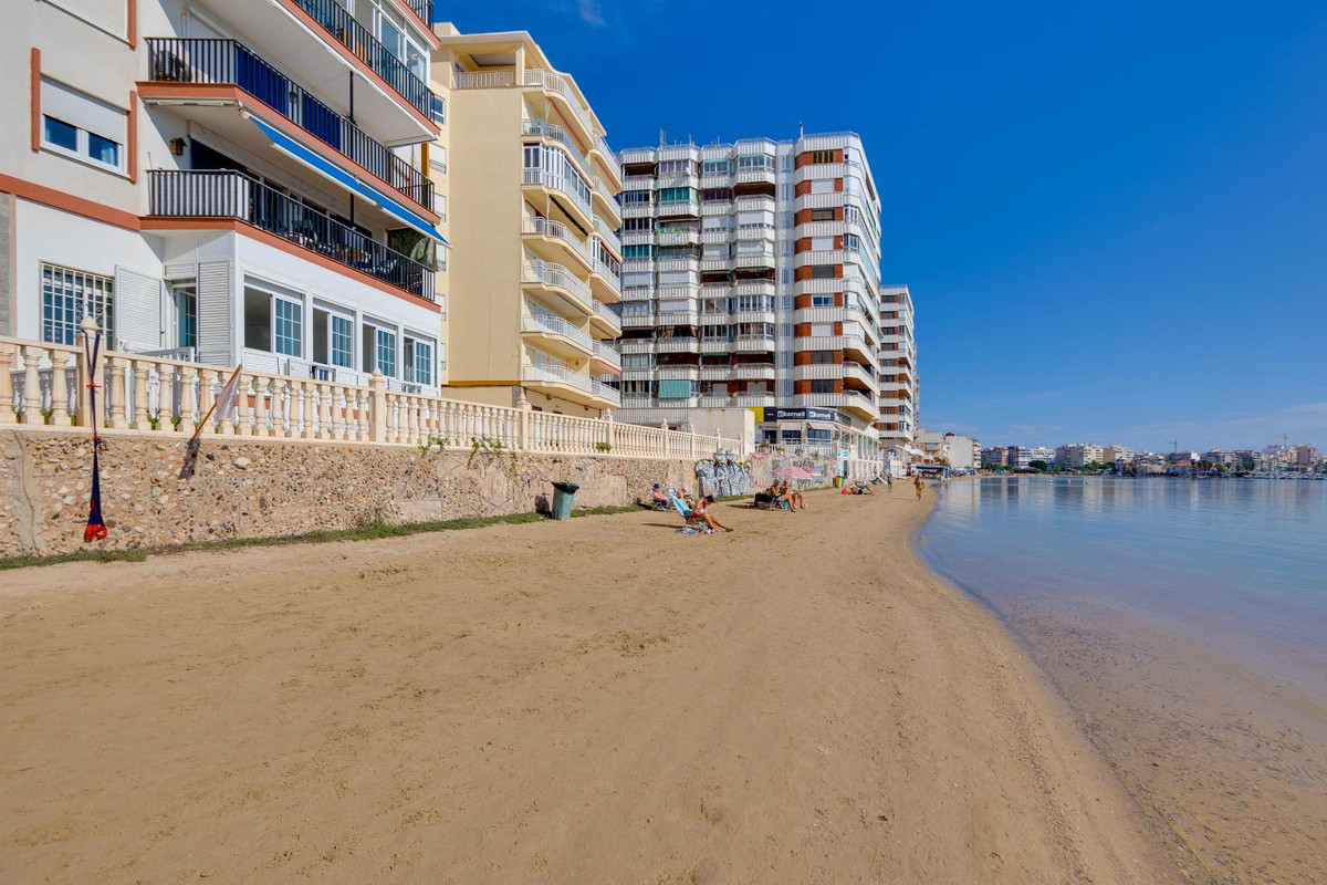 4 Bed Apartment for sale in Torrevieja Costa Blanca, Alicante, Spain
