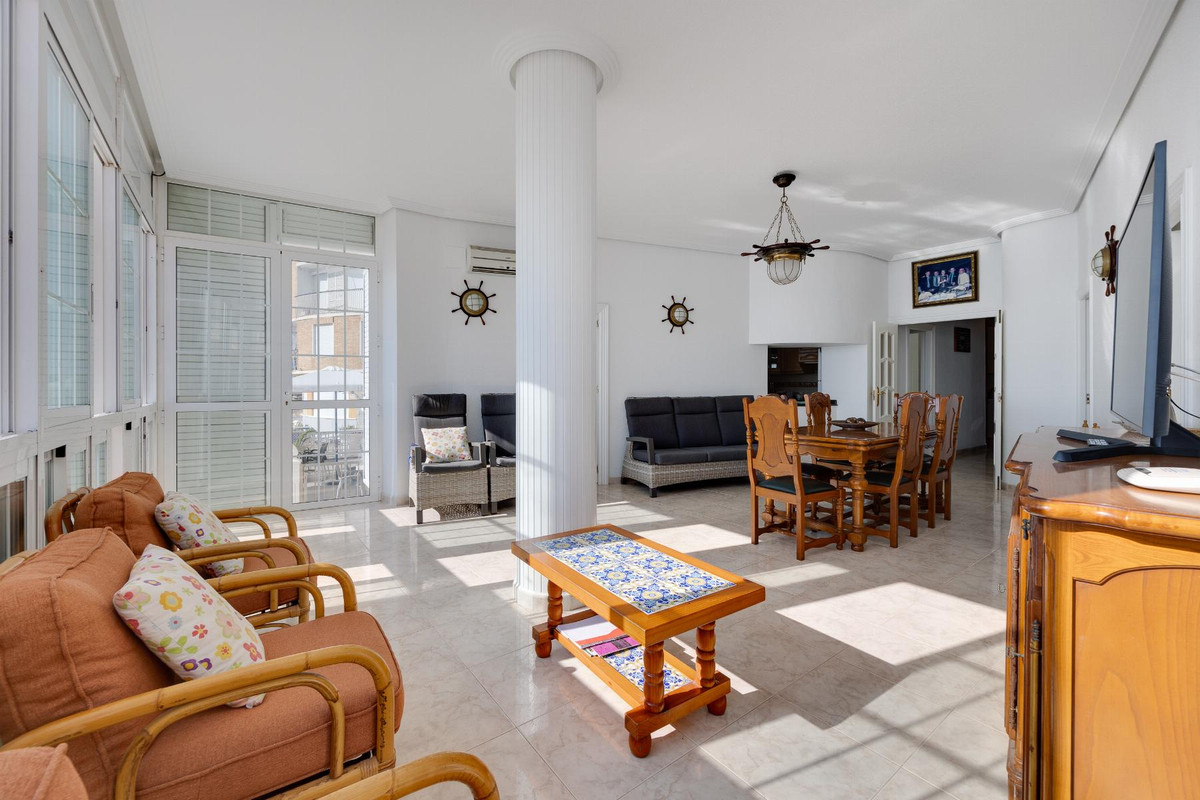 4 Bed Apartment for sale in Torrevieja Costa Blanca, Alicante, Spain