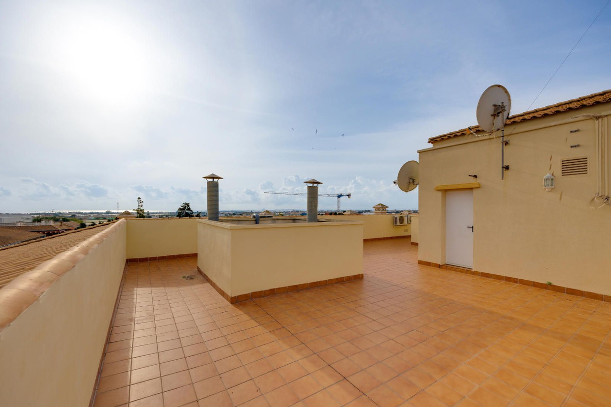 3 Bed Apartment for sale in Pilar De La Horadada Costa Blanca, Alicante, Spain