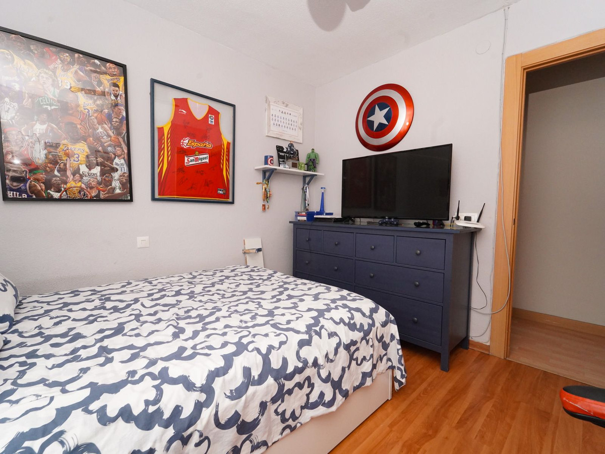 Se vende Apartamento Planta Media de 4 dormitorios en Costa Del Sol, Málaga, España