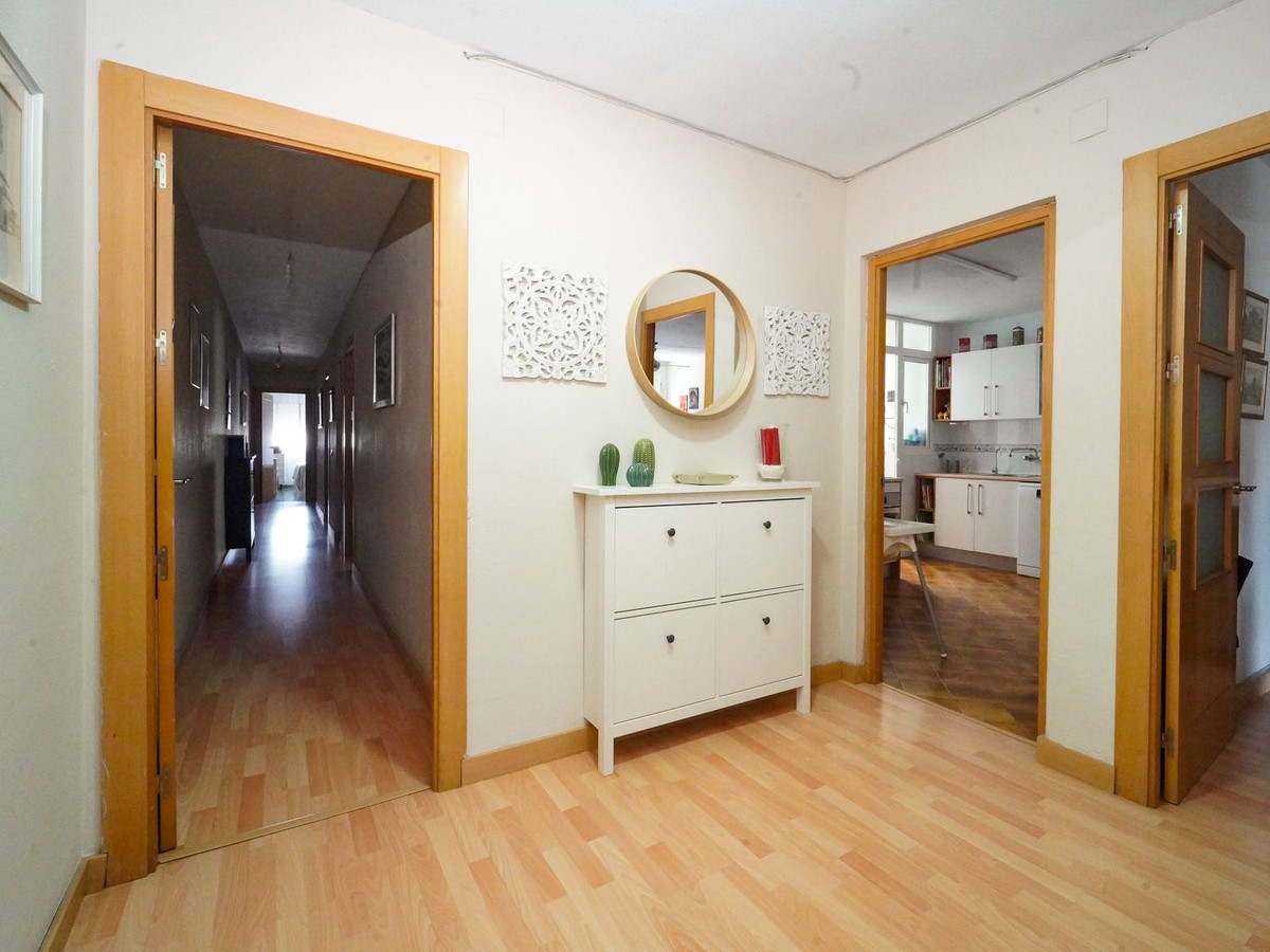Se vende Apartamento Planta Media de 4 dormitorios en Costa Del Sol, Málaga, España