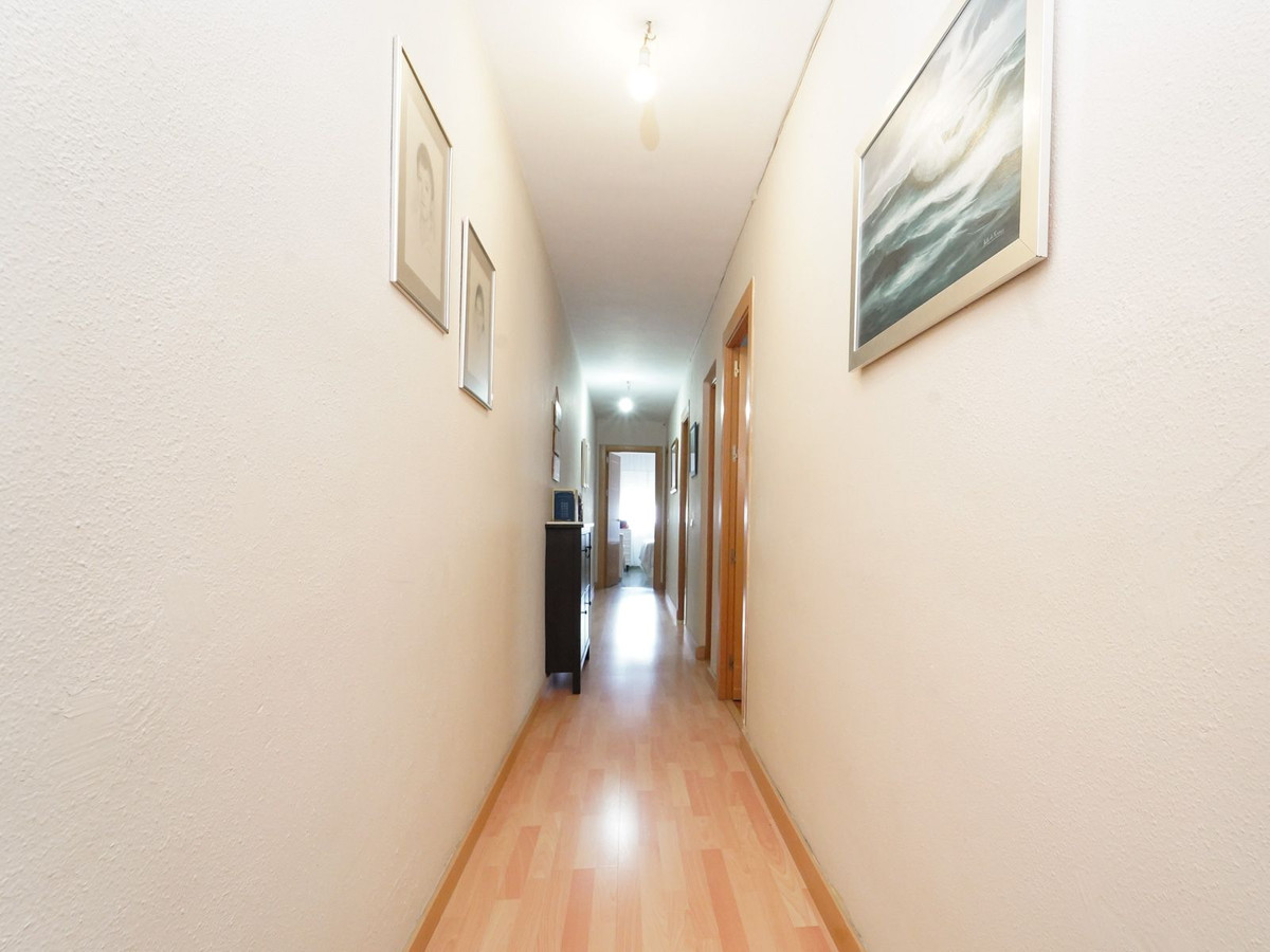 Se vende Apartamento Planta Media de 4 dormitorios en Costa Del Sol, Málaga, España
