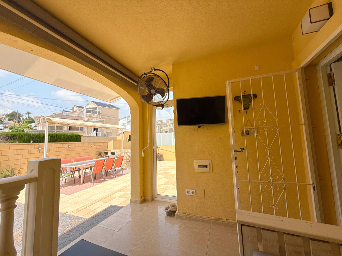 4 Bed Apartment for sale in El Galan Costa Blanca, Alicante, Spain