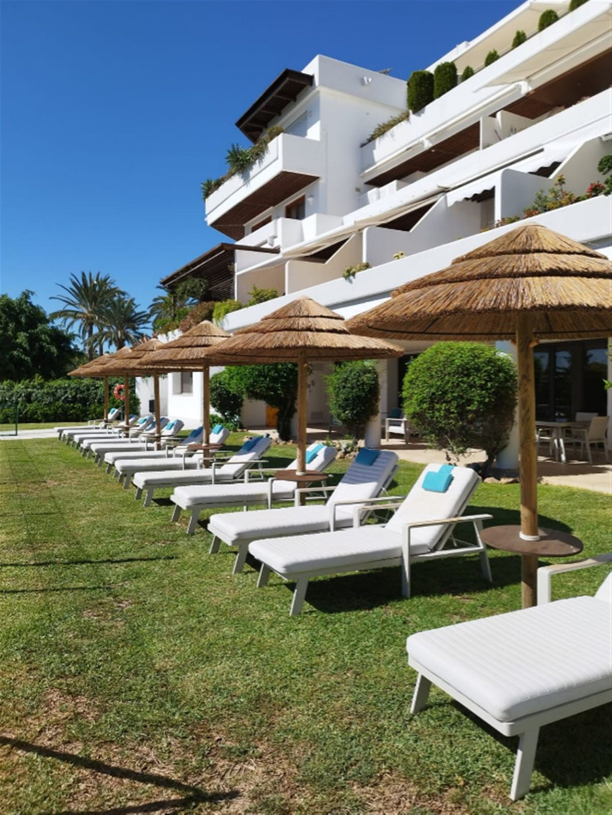 2 Bed Apartment for sale in Nueva Andalucía Costa Del Sol, Málaga, Spain