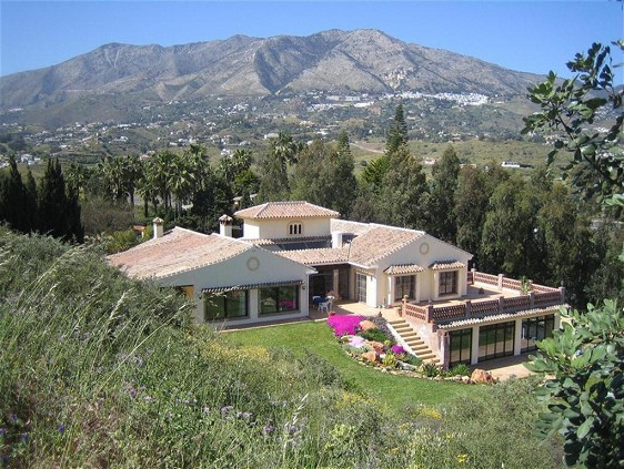 3 Bed Townhouse for sale in Mijas Costa Del Sol, Málaga, Spain