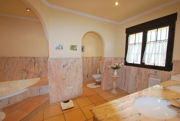 3 Bed Townhouse for sale in Mijas Costa Del Sol, Málaga, Spain