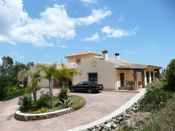 3 Bed Townhouse for sale in Mijas Costa Del Sol, Málaga, Spain