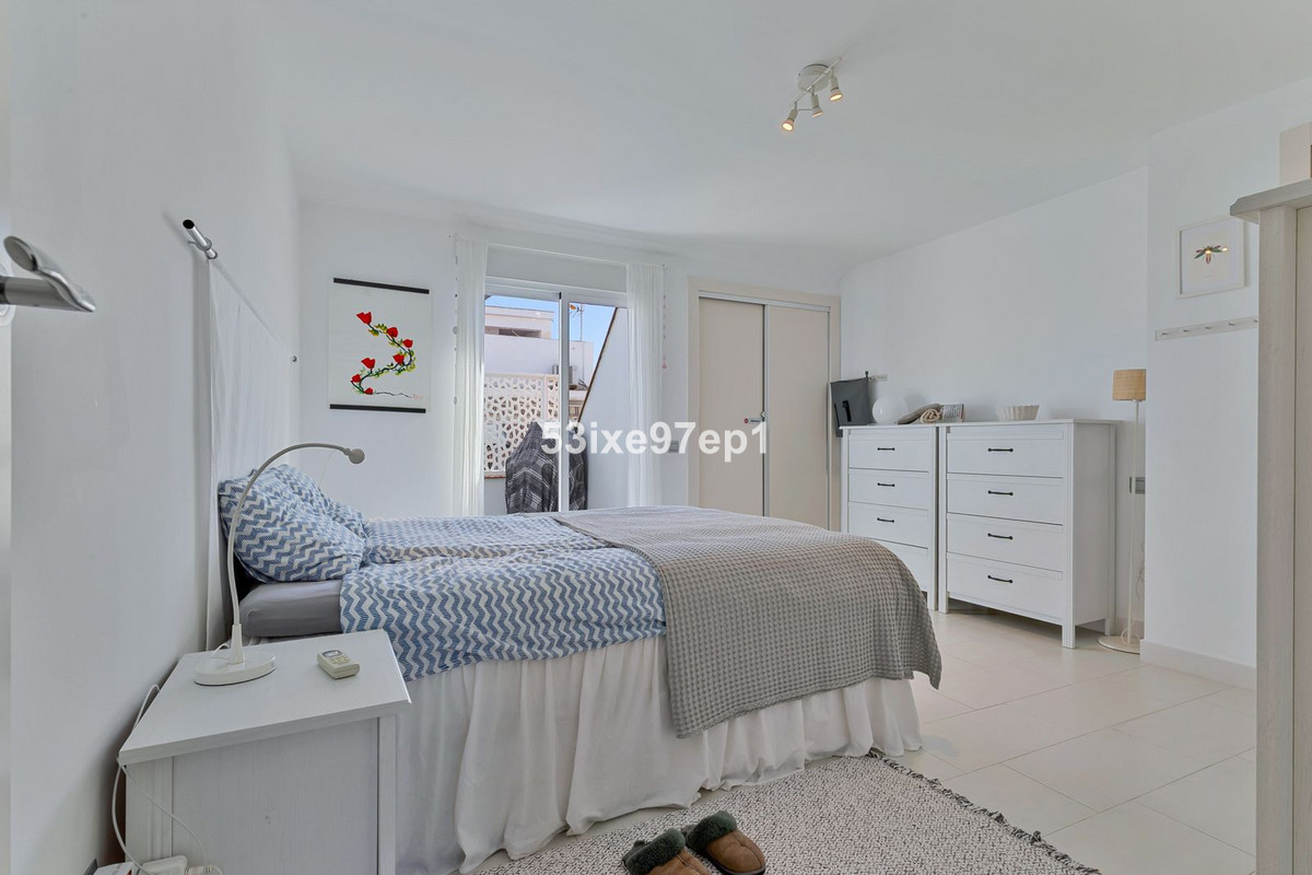 Se vende Ático de 2 dormitorios en Costa Del Sol, Málaga, España