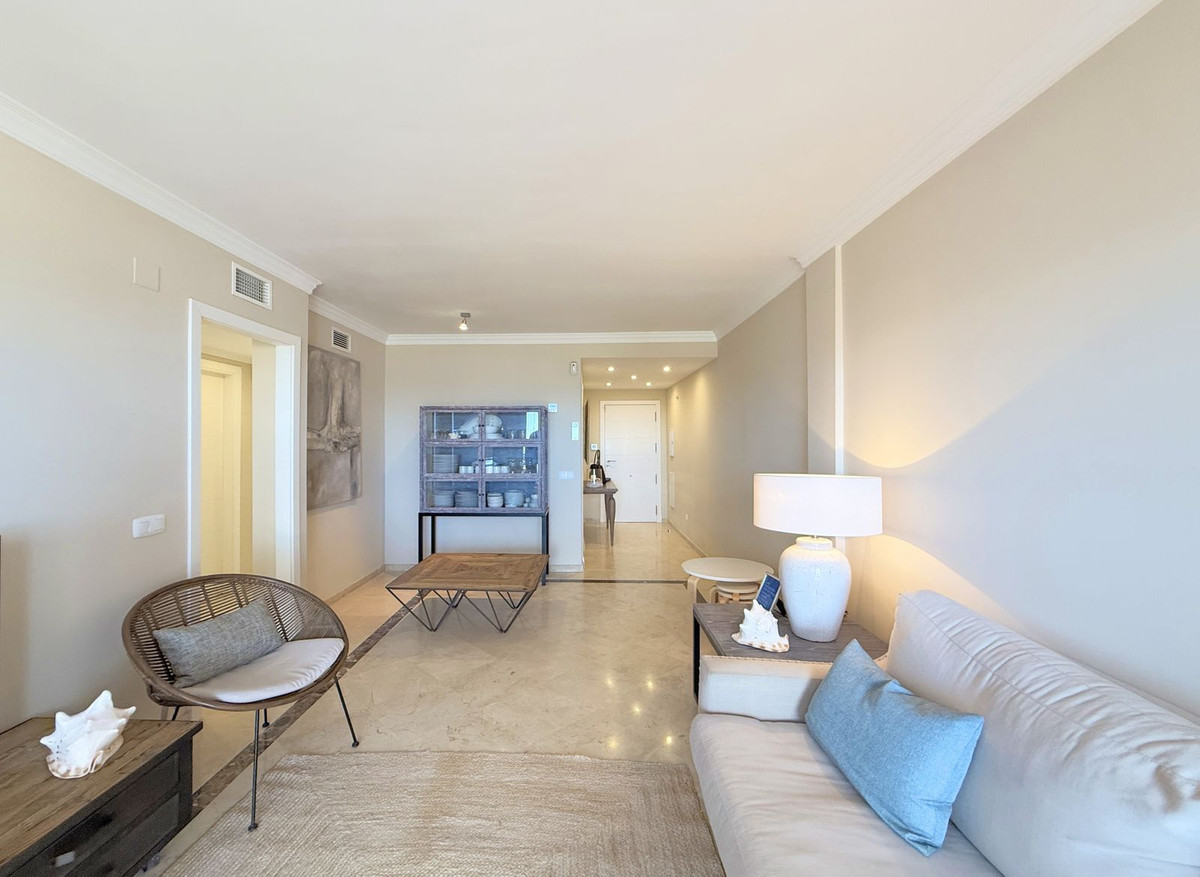 2 Bed Apartment for sale in La Duquesa Costa Del Sol, Málaga, Spain