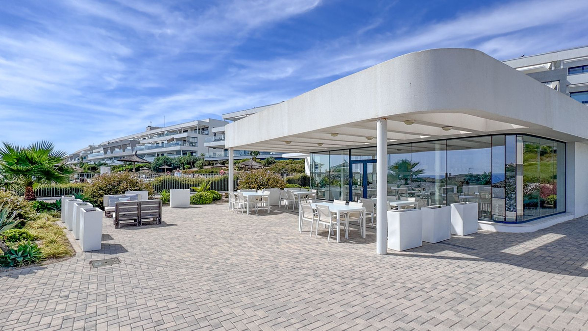 2 Bed Apartment for sale in Casares Playa Costa Del Sol, Málaga, Spain