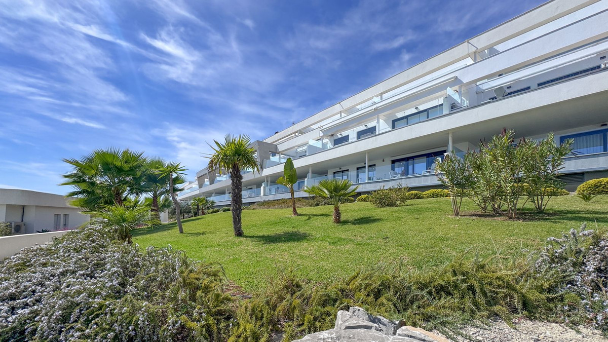 2 Bed Apartment for sale in Casares Playa Costa Del Sol, Málaga, Spain