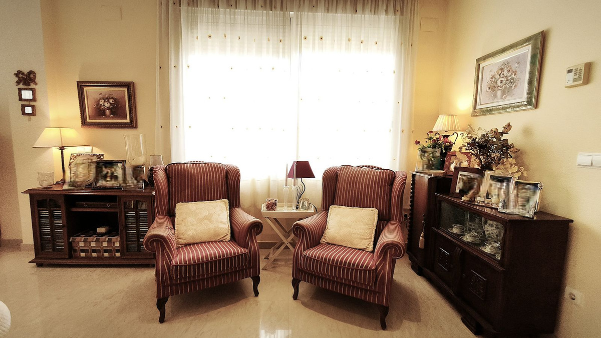 4 Bed Townhouse for sale in Alicante Costa Blanca, Alicante, Spain