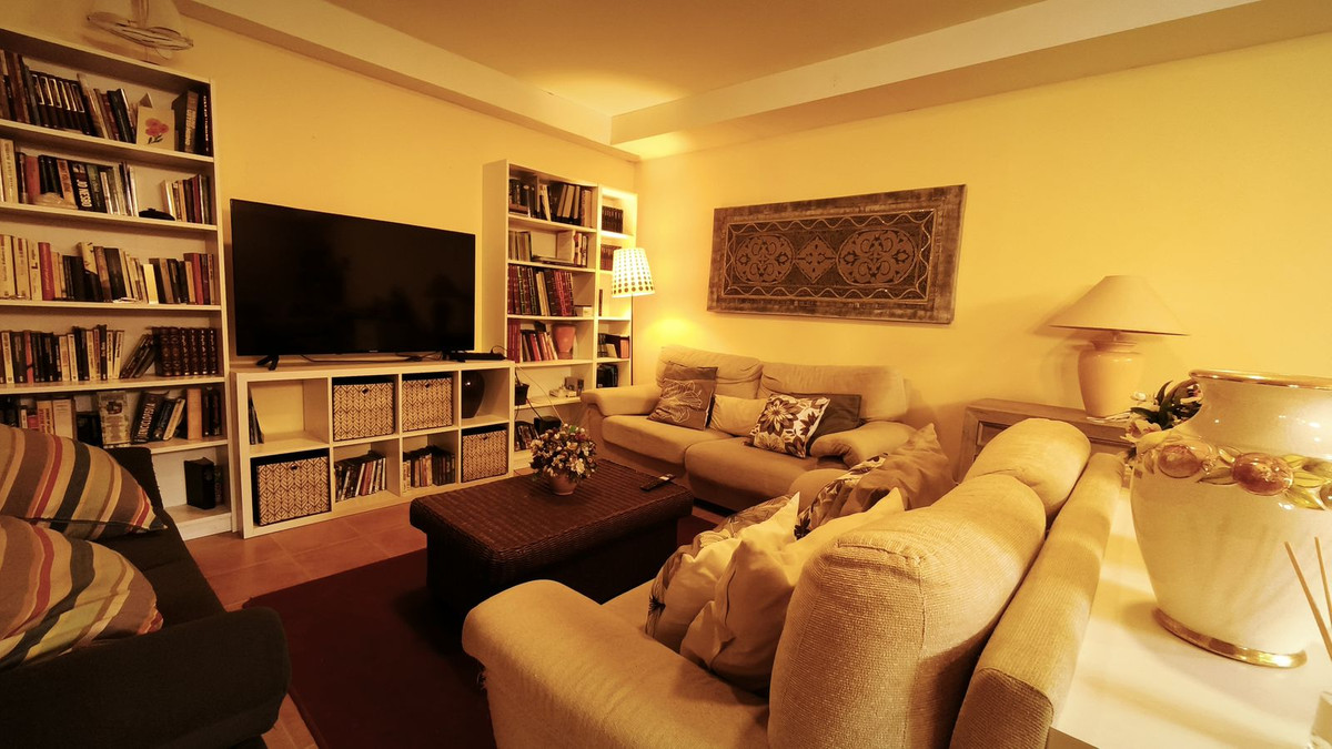 4 Bed Townhouse for sale in Alicante Costa Blanca, Alicante, Spain