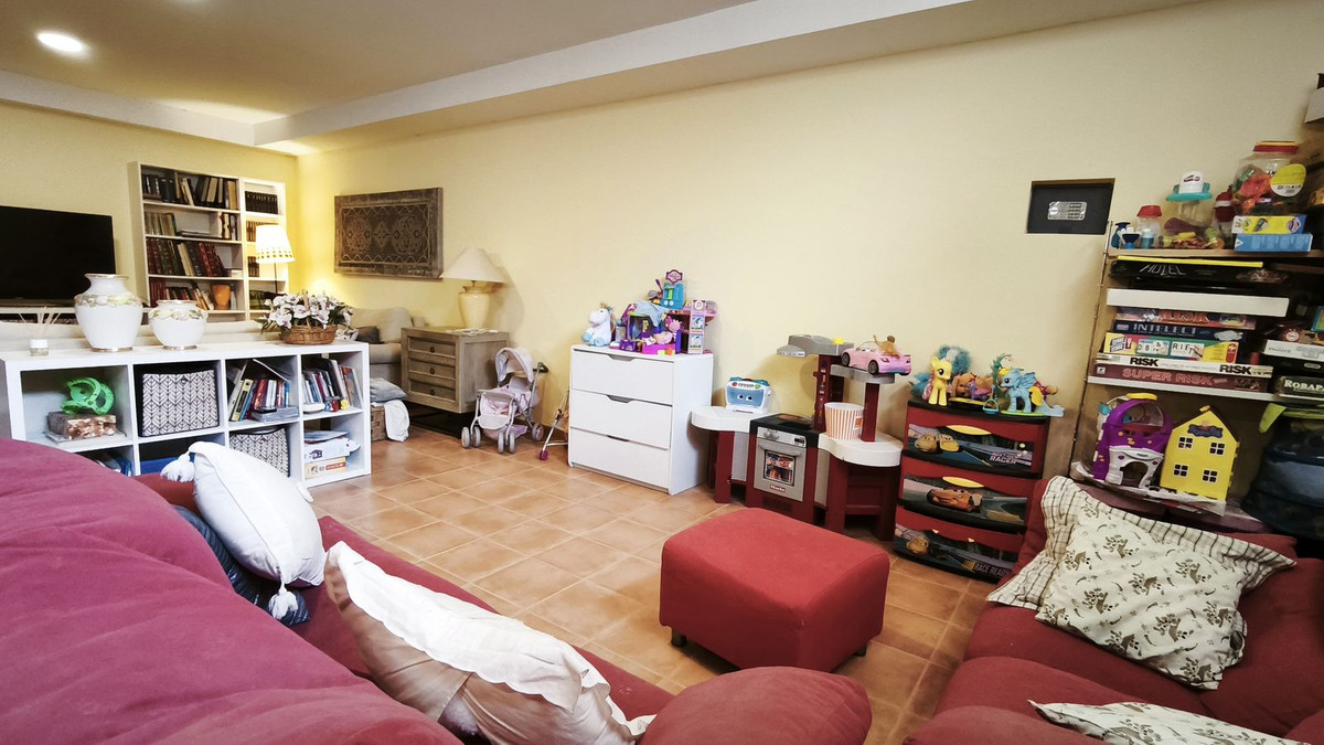 4 Bed Townhouse for sale in Alicante Costa Blanca, Alicante, Spain