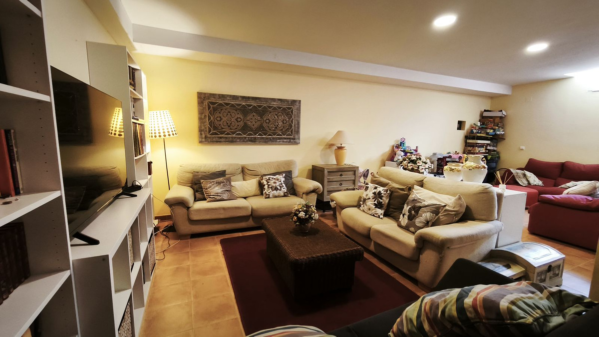 4 Bed Townhouse for sale in Alicante Costa Blanca, Alicante, Spain