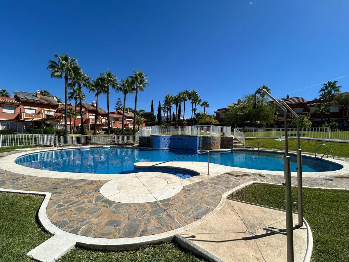 4 Bed Townhouse for sale in Benahavís Costa Del Sol, Málaga, Spain