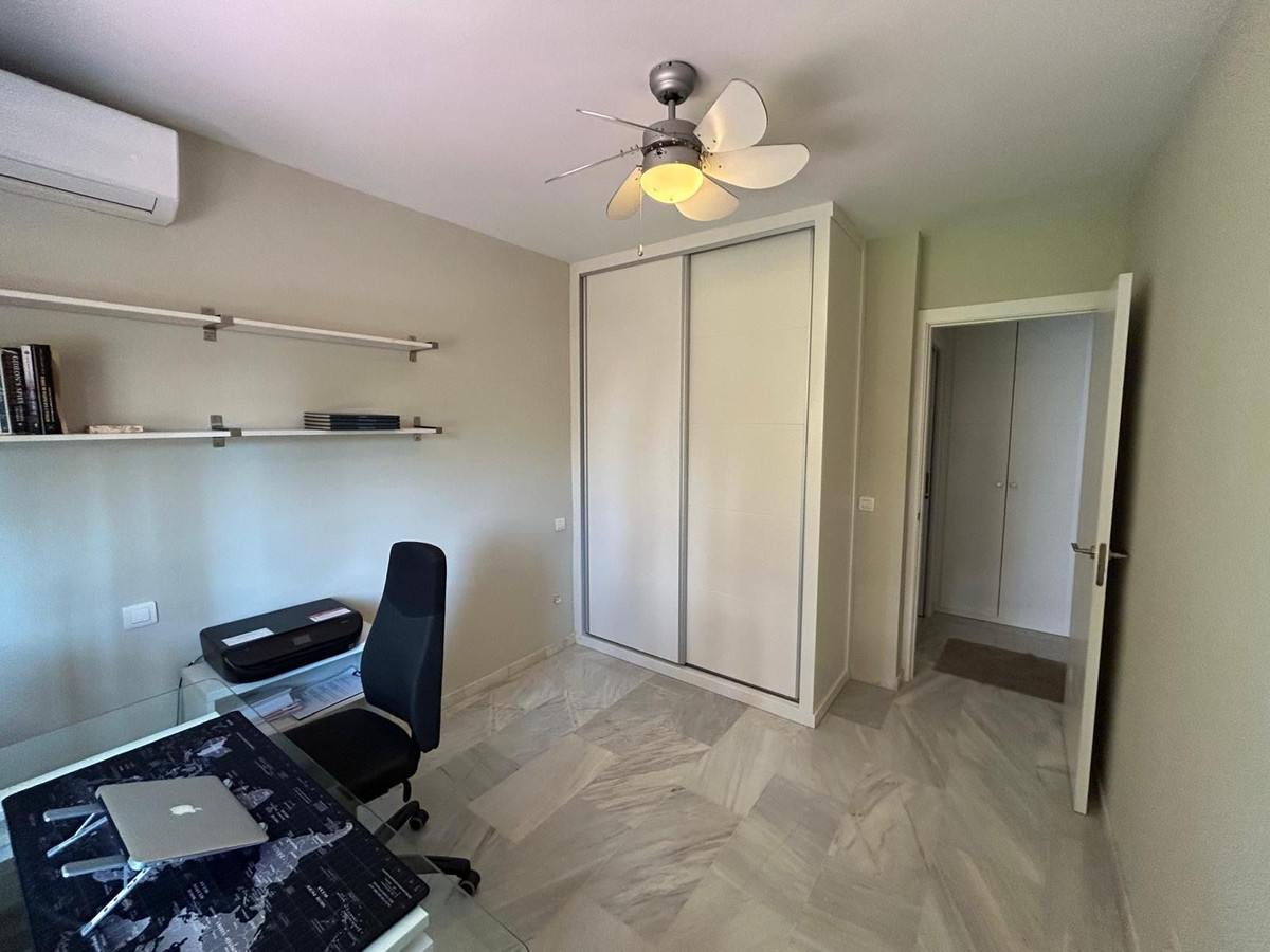 4 Bed Townhouse for sale in Benahavís Costa Del Sol, Málaga, Spain