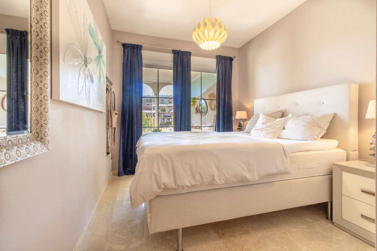 Se vende Apartamento Planta Media de 2 dormitorios en Costa Del Sol, Málaga, España