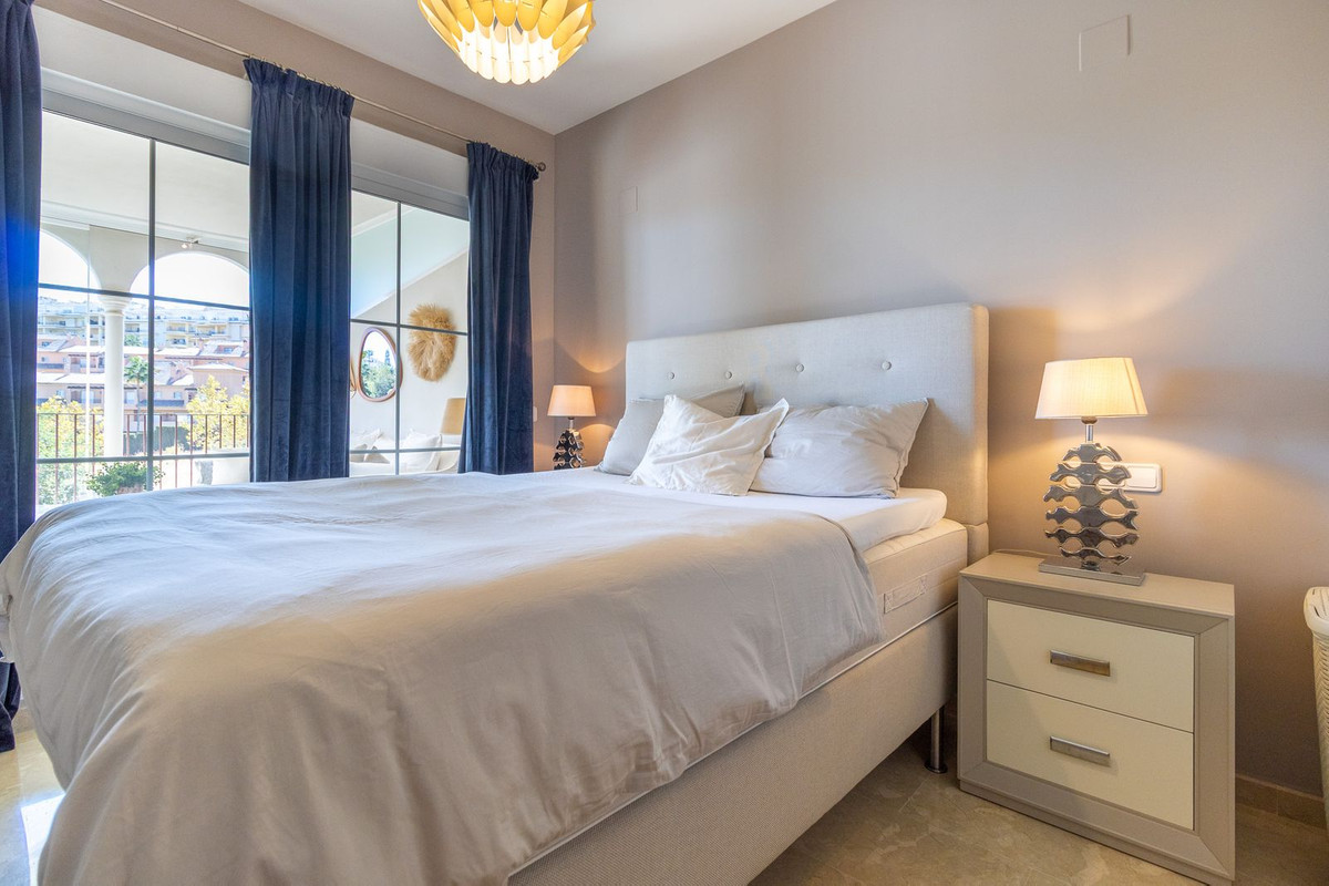Se vende Apartamento Planta Media de 2 dormitorios en Costa Del Sol, Málaga, España