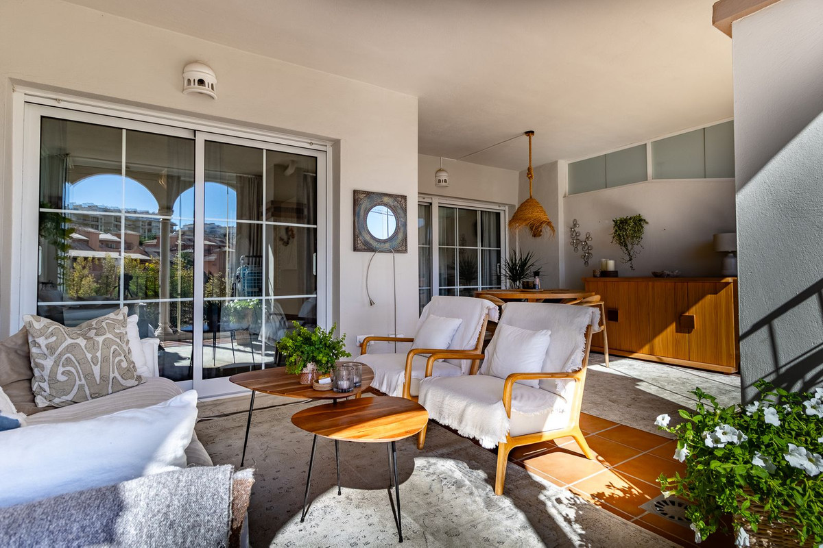 Se vende Apartamento Planta Media de 2 dormitorios en Costa Del Sol, Málaga, España