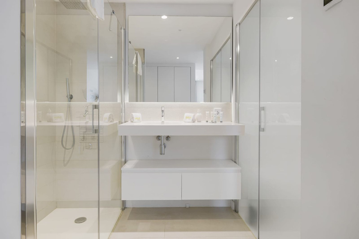 2 Bed Apartment for sale in Higueron Costa Del Sol, Málaga, Spain