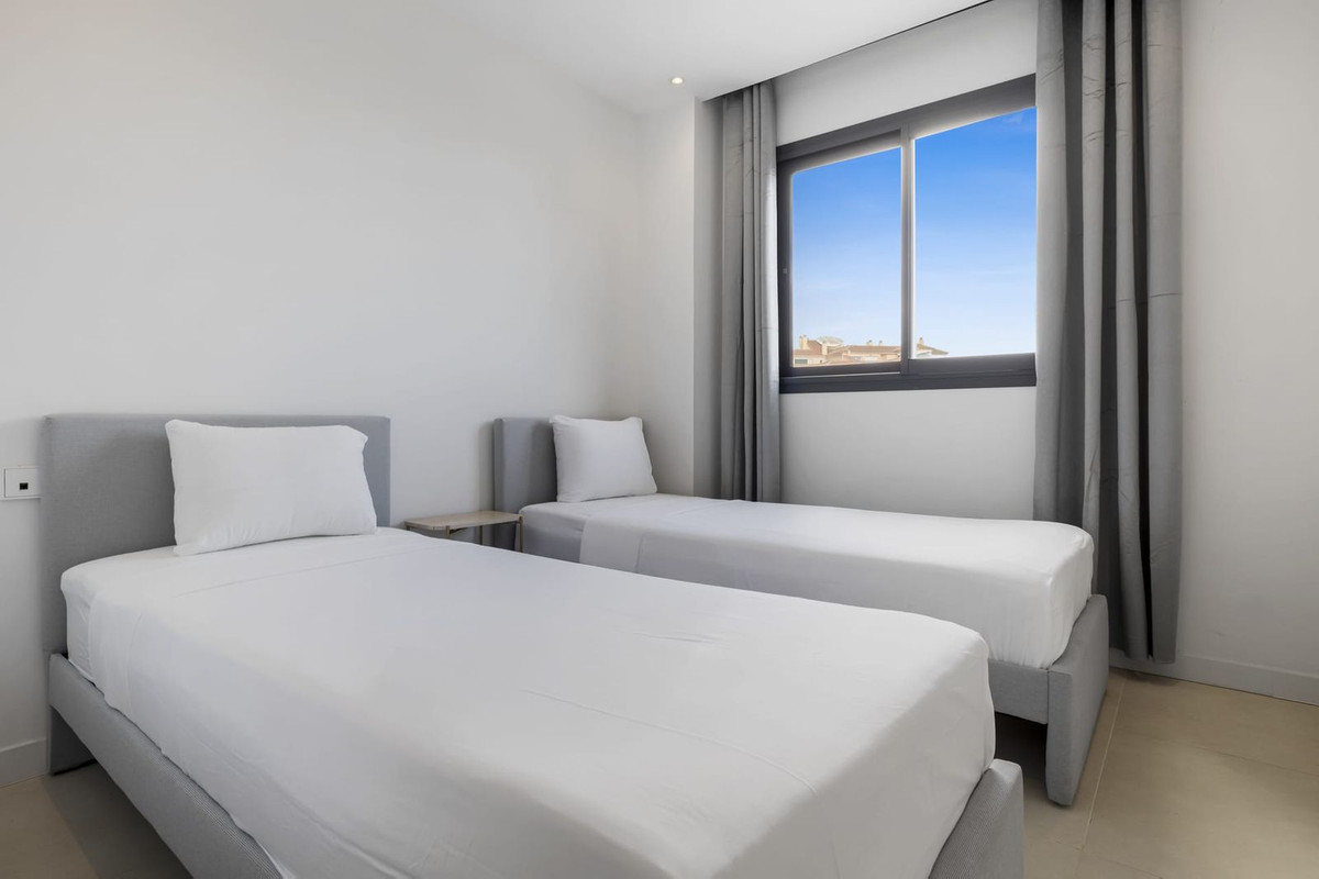 2 Bed Apartment for sale in Higueron Costa Del Sol, Málaga, Spain