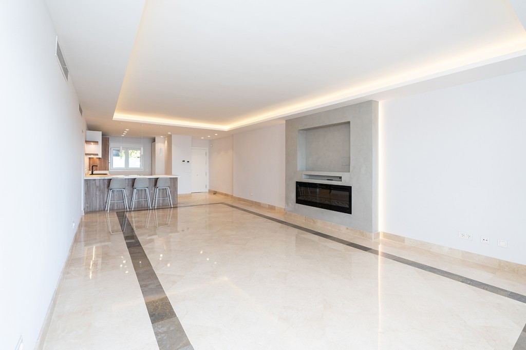 2 Bed Apartment for sale in La Mairena Costa Del Sol, Málaga, Spain