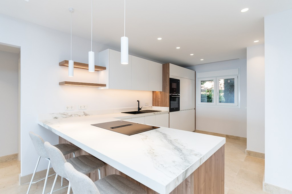 2 Bed Apartment for sale in La Mairena Costa Del Sol, Málaga, Spain