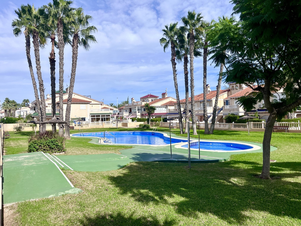 1 Bed Apartment for sale in Playa Flamenca Costa Blanca, Alicante, Spain