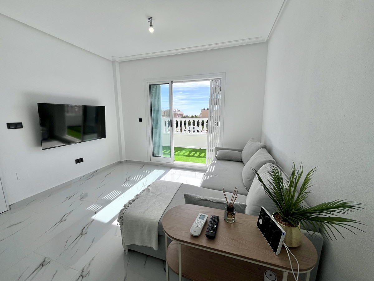 1 Bed Apartment for sale in Playa Flamenca Costa Blanca, Alicante, Spain